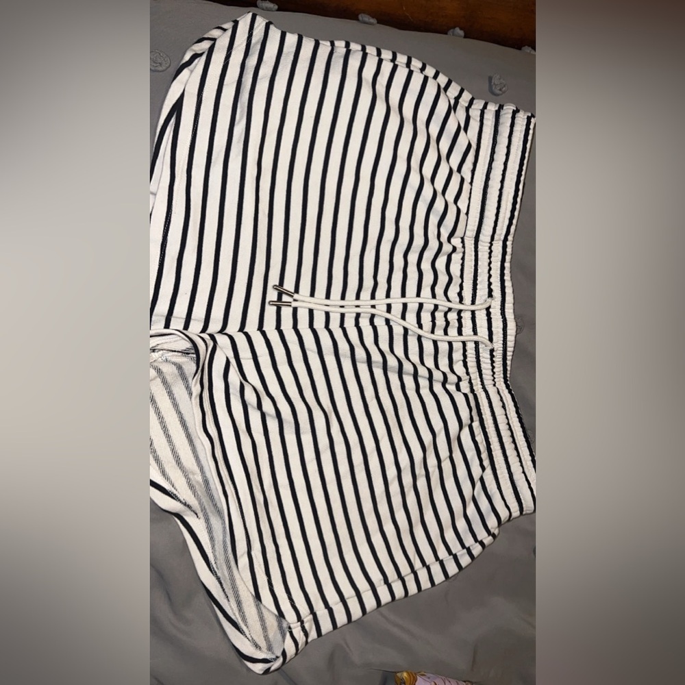 H&M striped shorts